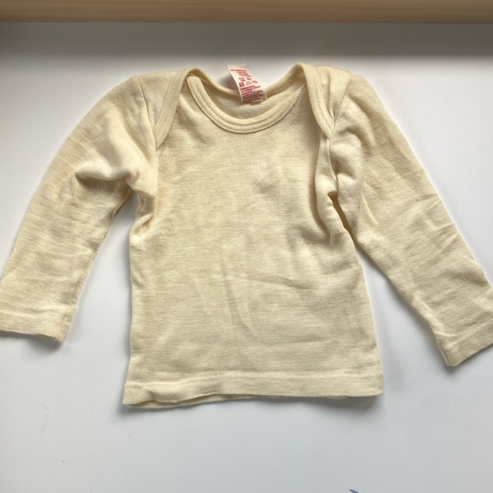 Engel wool baby undershirt